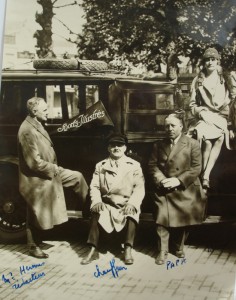 Léon van den Haute en collega’s, jaren 1920.